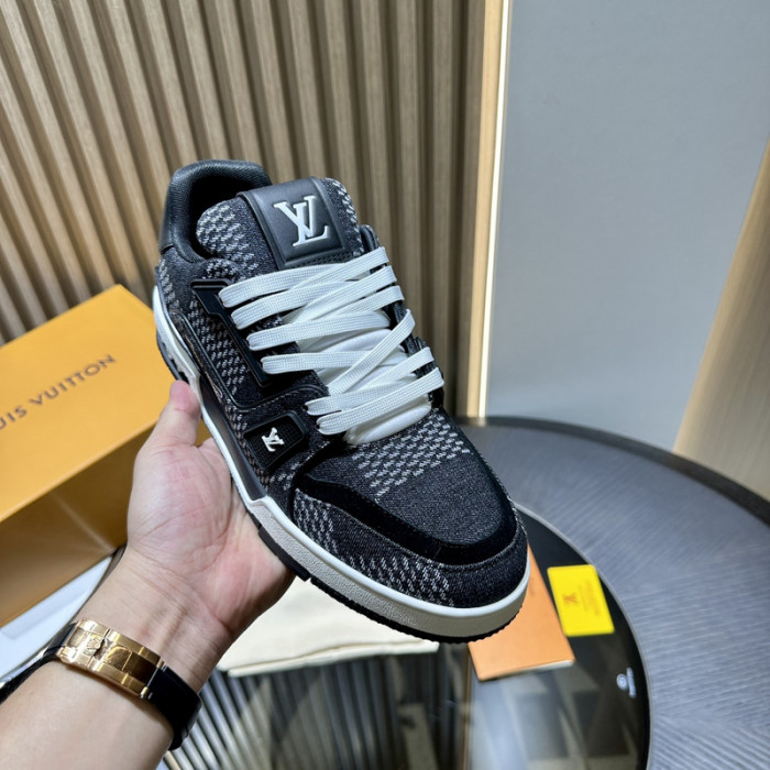 1V SNEAKERS 1V0425-271