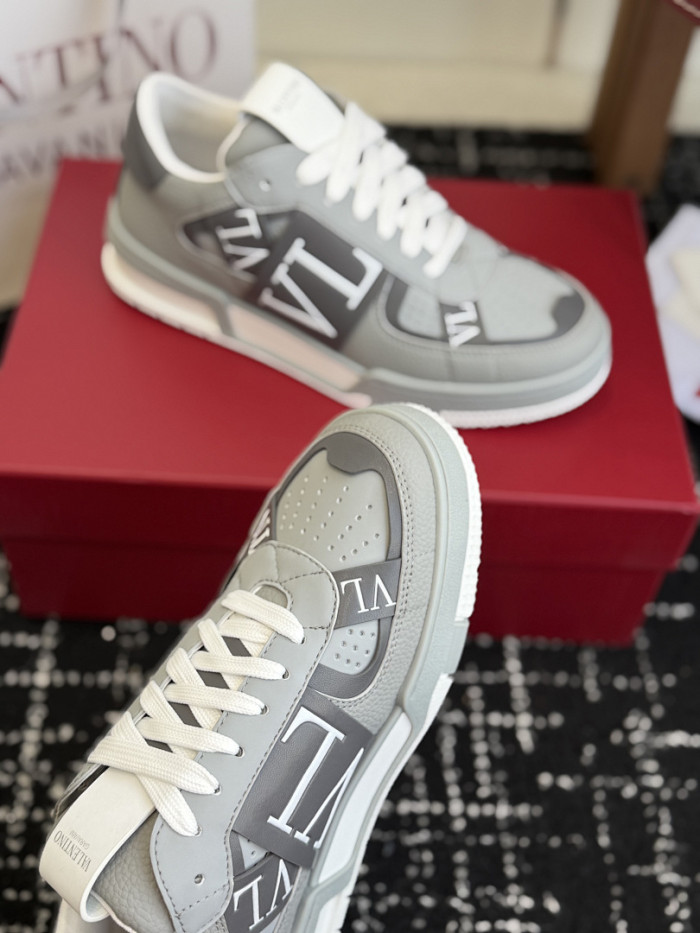 V*LENTINO SNEAKERS VA1085-311