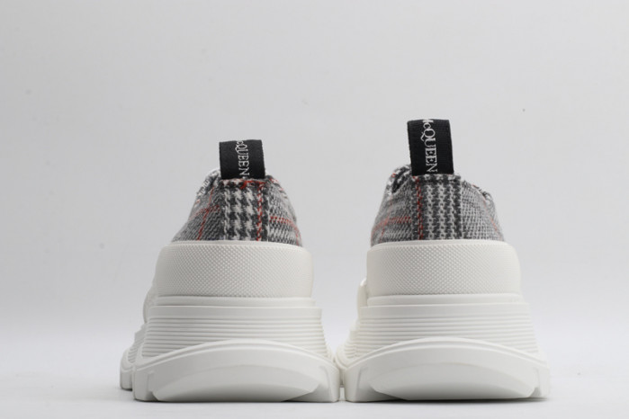 ALEXANDER MCQUEEN SNEAKERS MU5823-0056