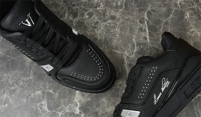 1V SNEAKERS 1V0425-095