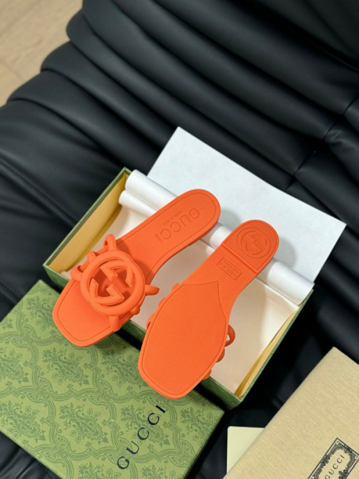 GUC* SLIPPERS DR258-094