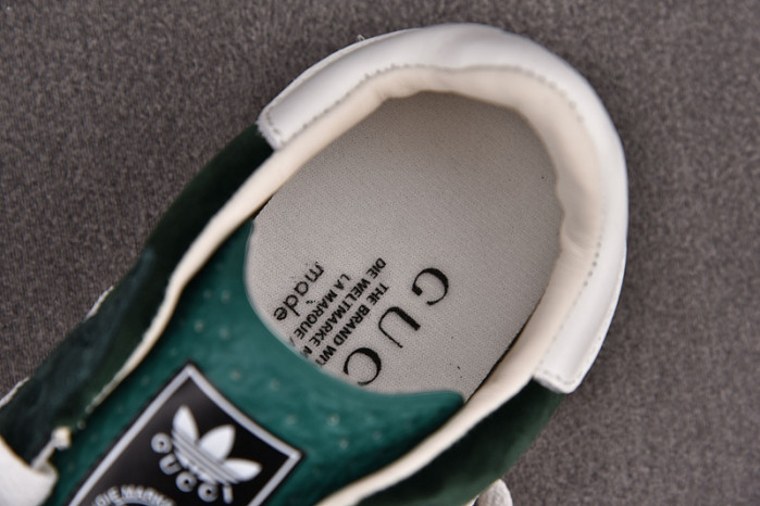 G*u*i low-top sneaker green678