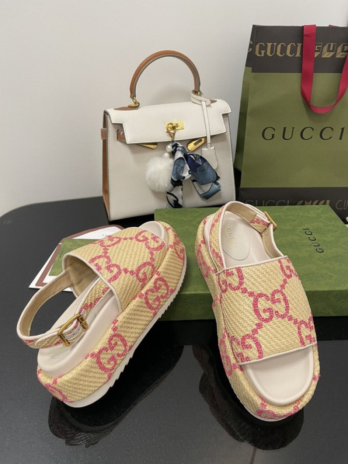 G*u*i slippers gu568-002