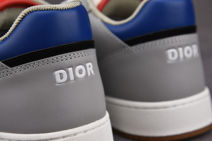 D10R B27 SNEAKERS