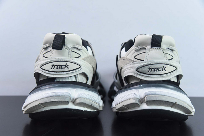 blcg track trainer 3.0 542023 w2fsc 1081