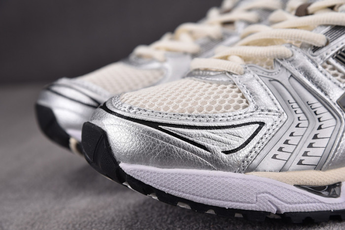 As*ic*s gel kayano 14 