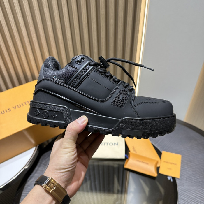 1V SNEAKERS 1V0425-153