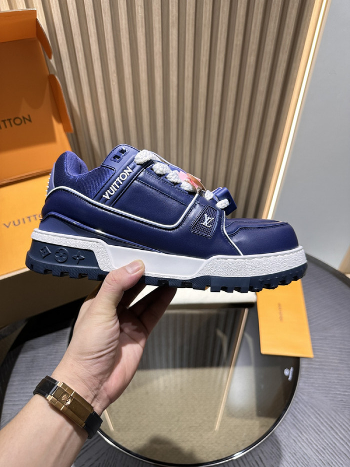 1V SNEAKERS 1V0425-172