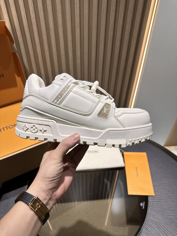 1V SNEAKERS 1V0425-173