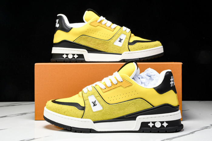 1V SNEAKERS 1V0425-180