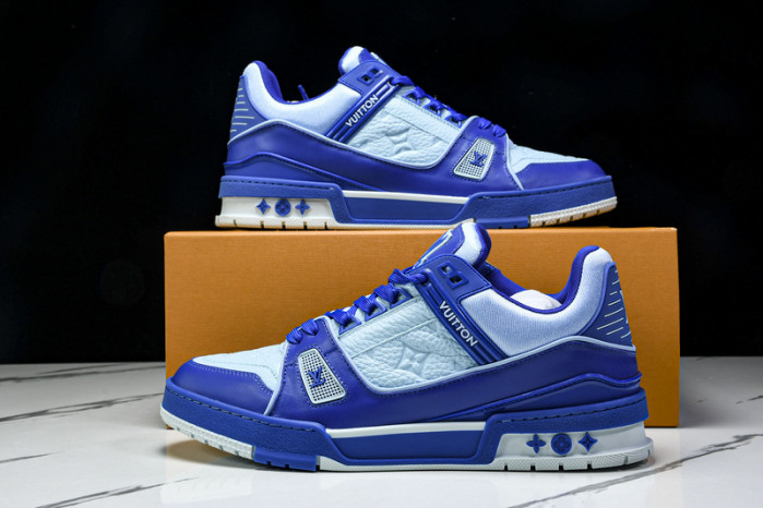 1V SNEAKERS 1V0425-186