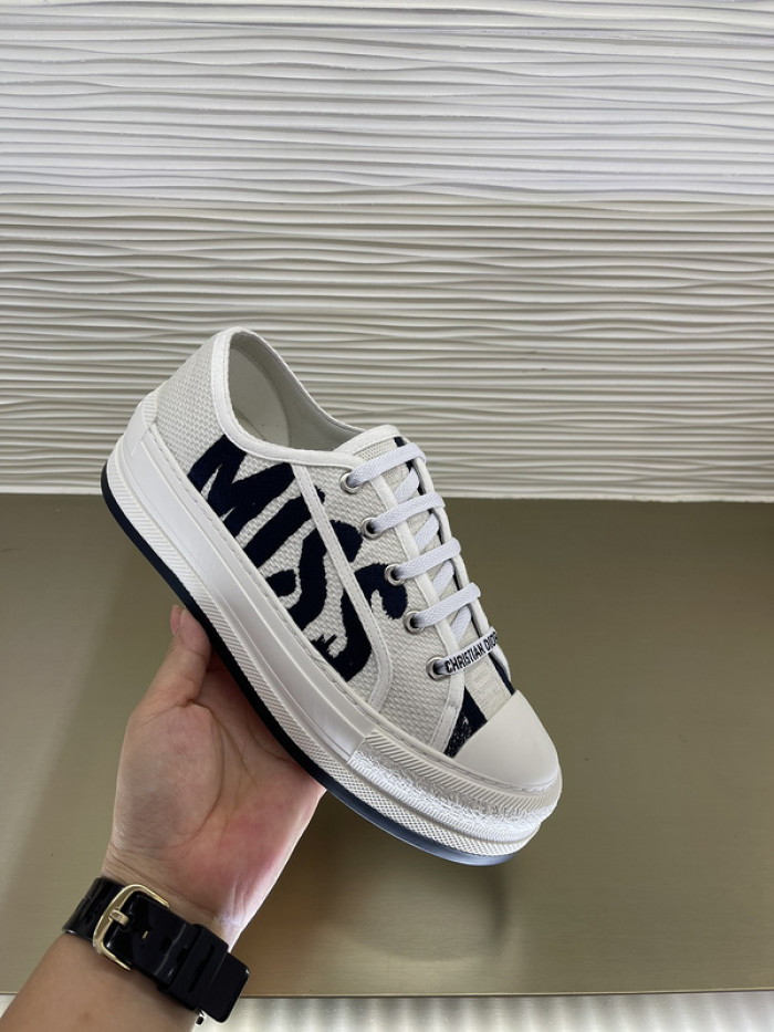 D10R B23 Sneakers Low Top DR1256-5594