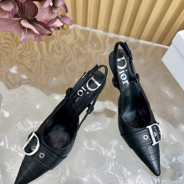 D10R SNEAKERS 8.5CM D896-136