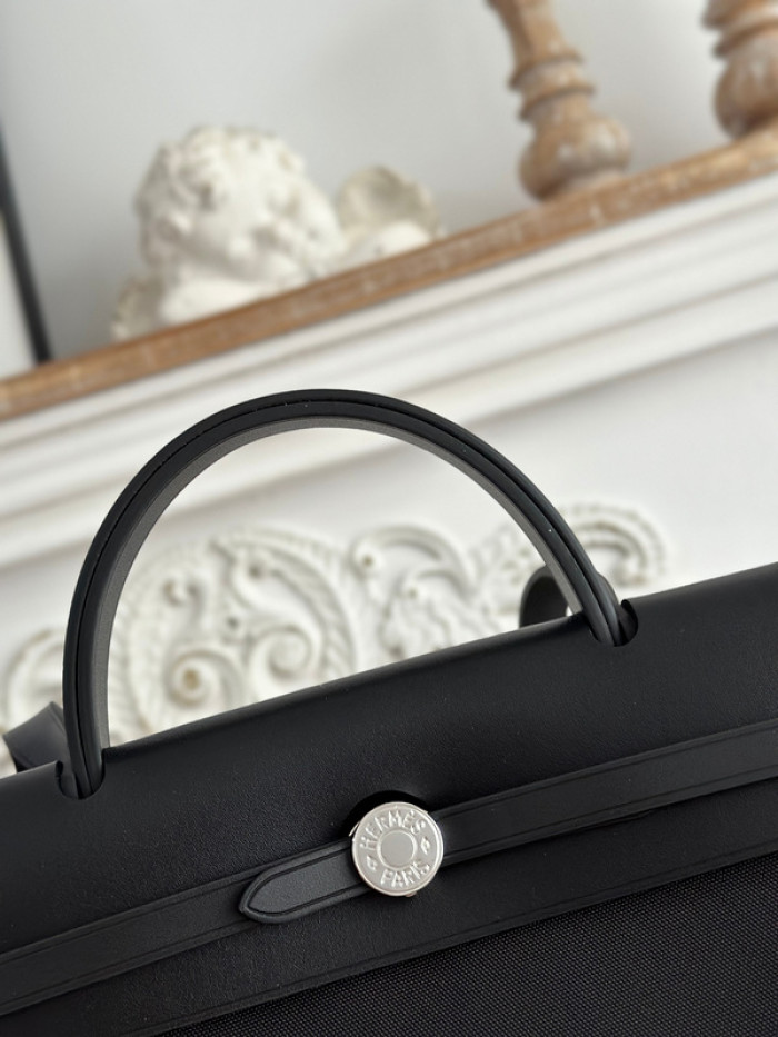 Her*mes bag B0113-196