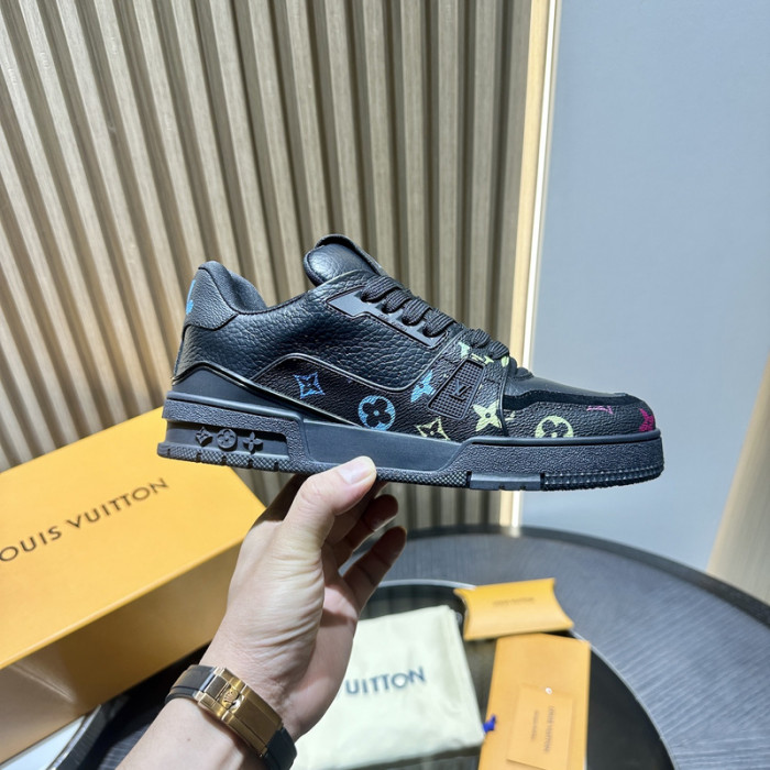 1V SNEAKERS 1V0425-257