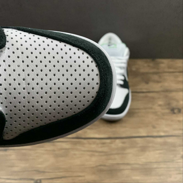 nike sb dunk low chlorophyll - bq6817-011