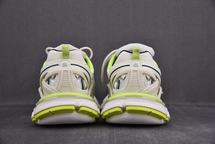 blcg track.2 beige luorescent yellow (w) 568615w2gn55819