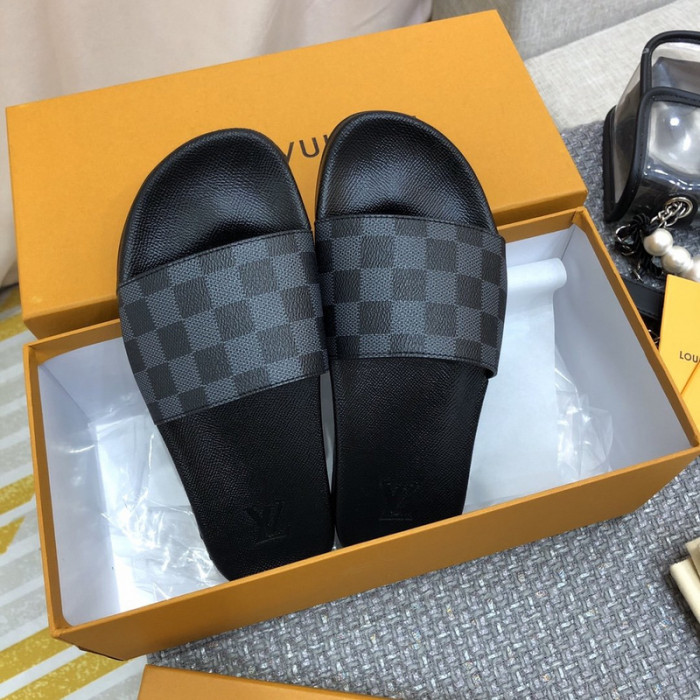 1*V SLIPPERS 11V0107-039