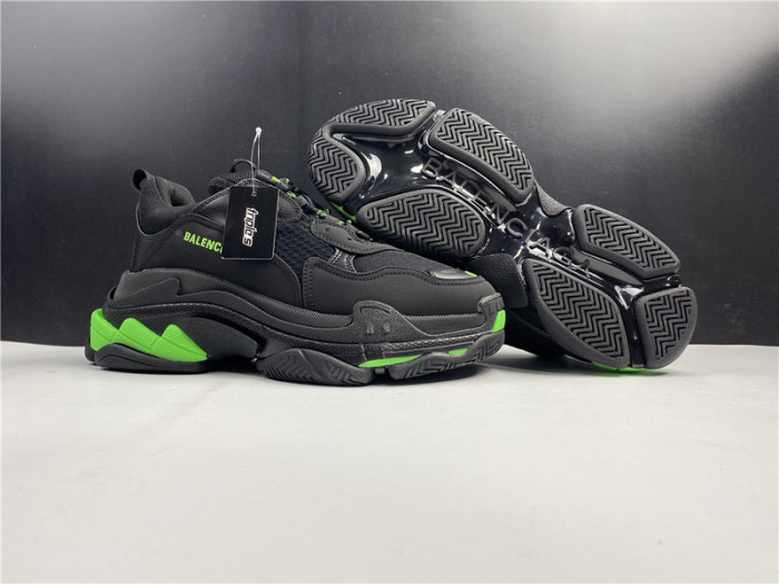blcg sneaker triple.s.gomma black and green 524039 w2pw1 4881