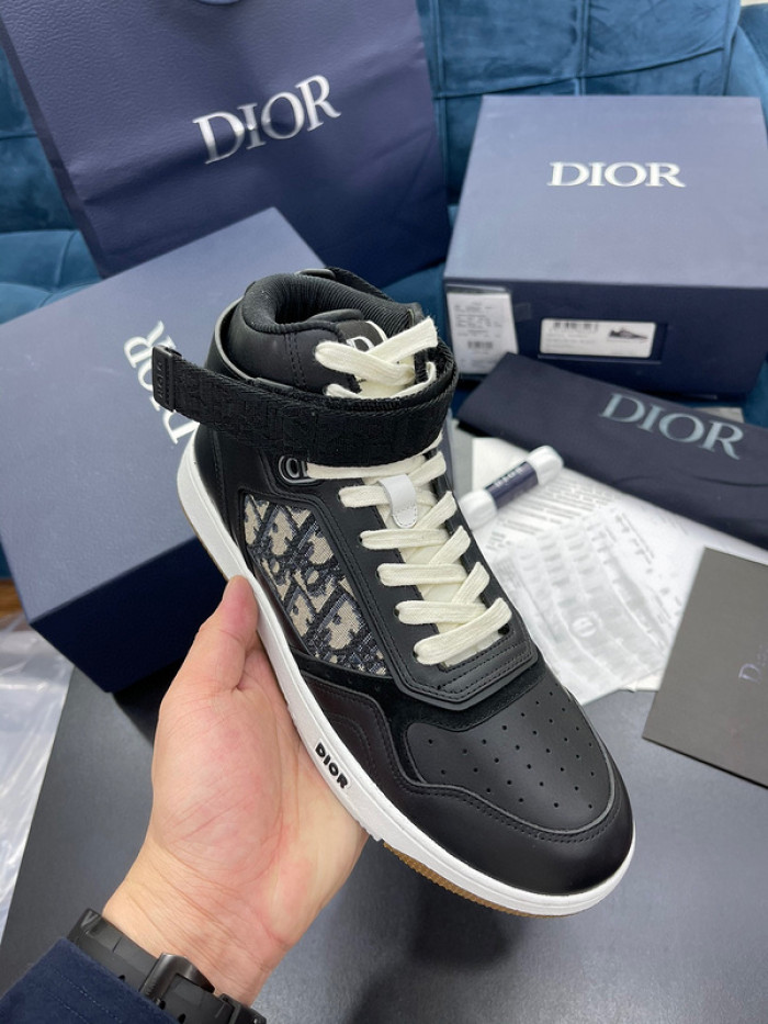 d10r b27 sneakers