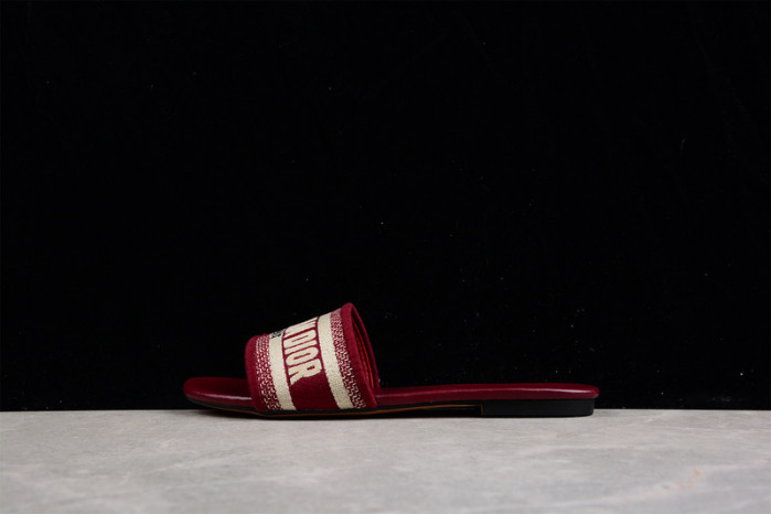 DIOR SLIPPERS