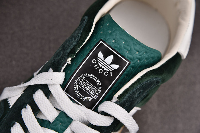 G*u*i low-top sneaker green678