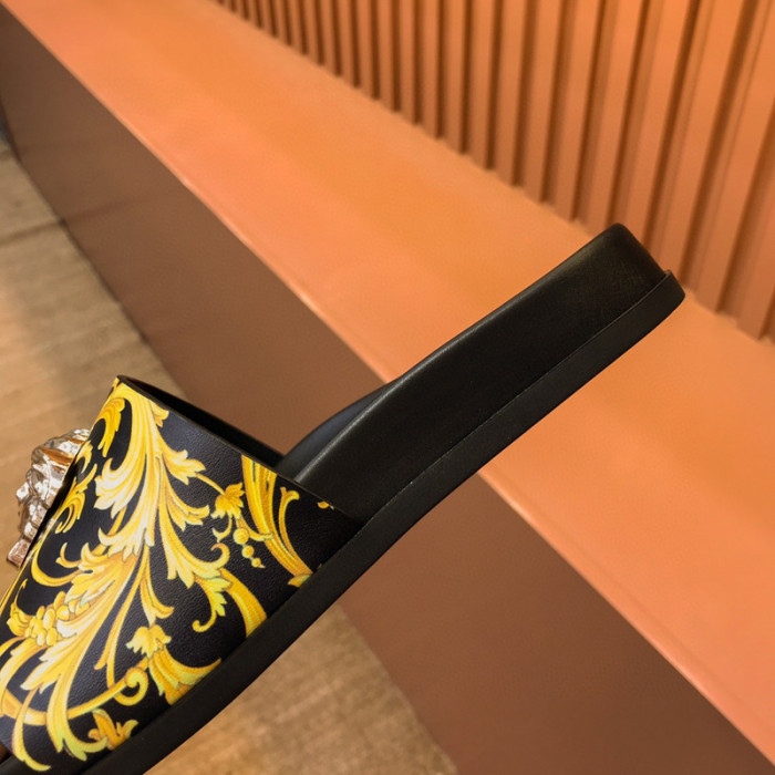 versace slippers
