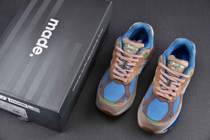 new b*lance 990v3 joe freshgoods outside clothes m990jg3