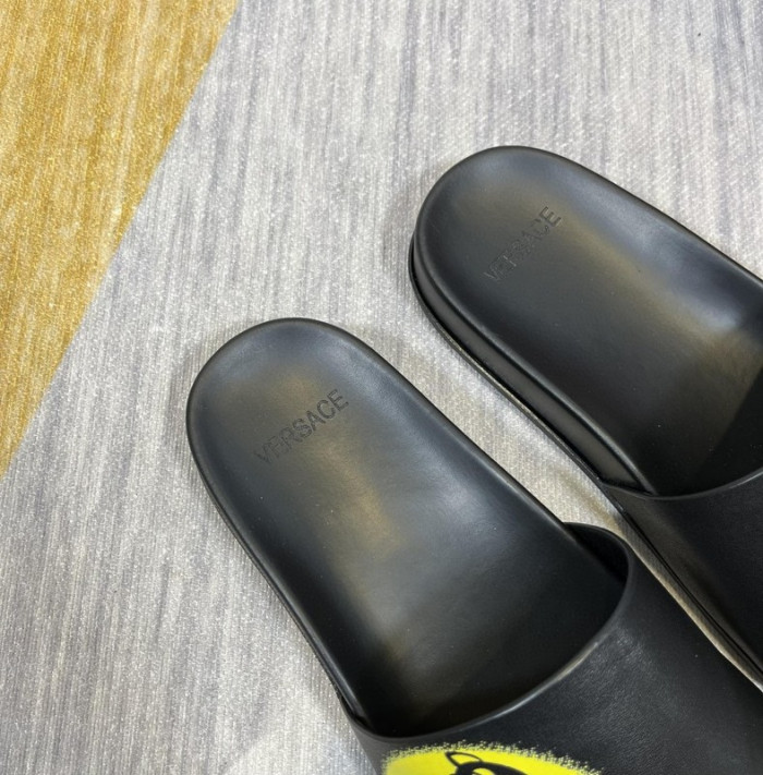 versace slippers