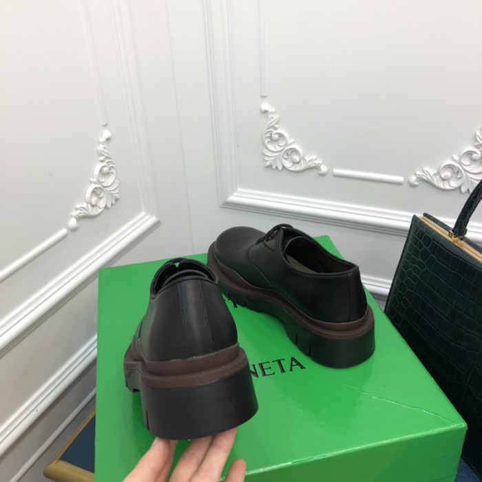 Bo*te*ga ve*ne*ta sneaker