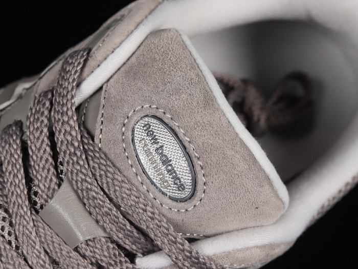 new balance 2002r marblehead light aluminum ml2002rc