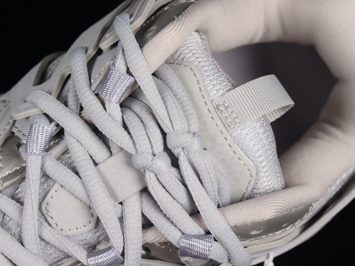 blcg track trainer w2rb29001