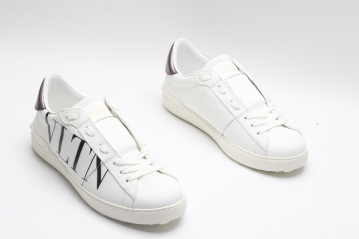 v*lentino sneakers va1085-246
