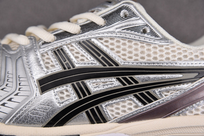 As*ic*s gel kayano 14 