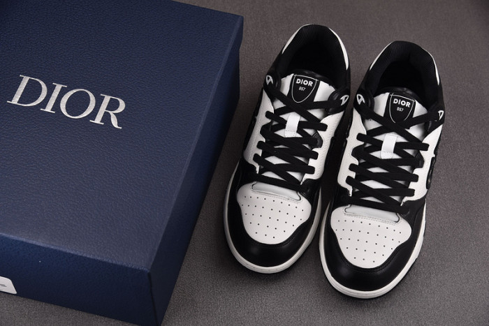 D10R B57 SNEAKERS BNOP235-036