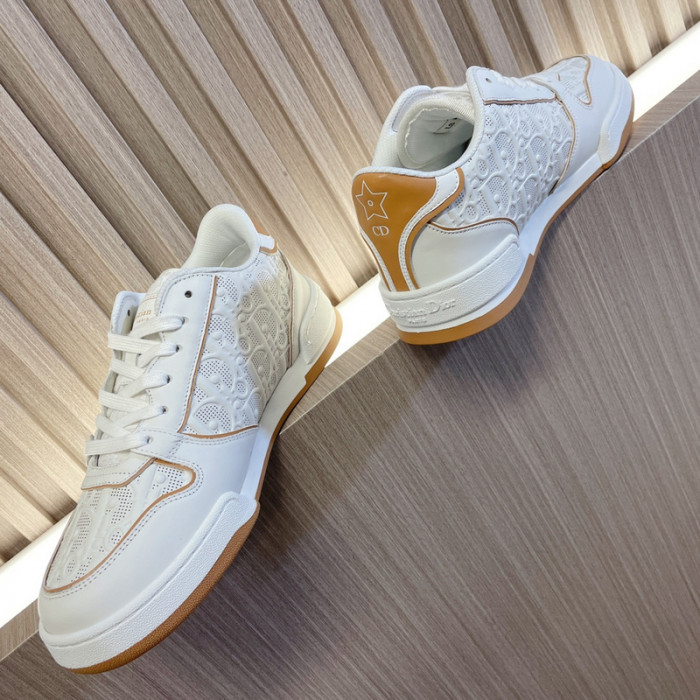 D10R SNEAKERS D896-098