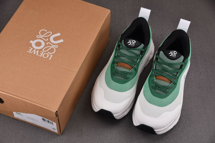 L0EWE SNEAKERS T0425-090