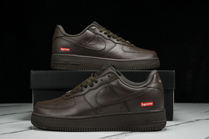 Supreme x Nike Air Force 1 Low 