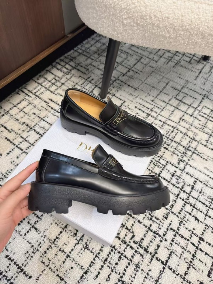 D10R SNEAKERS D896-124