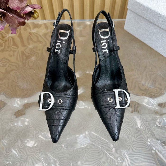 D10R SNEAKERS 8.5CM D896-136