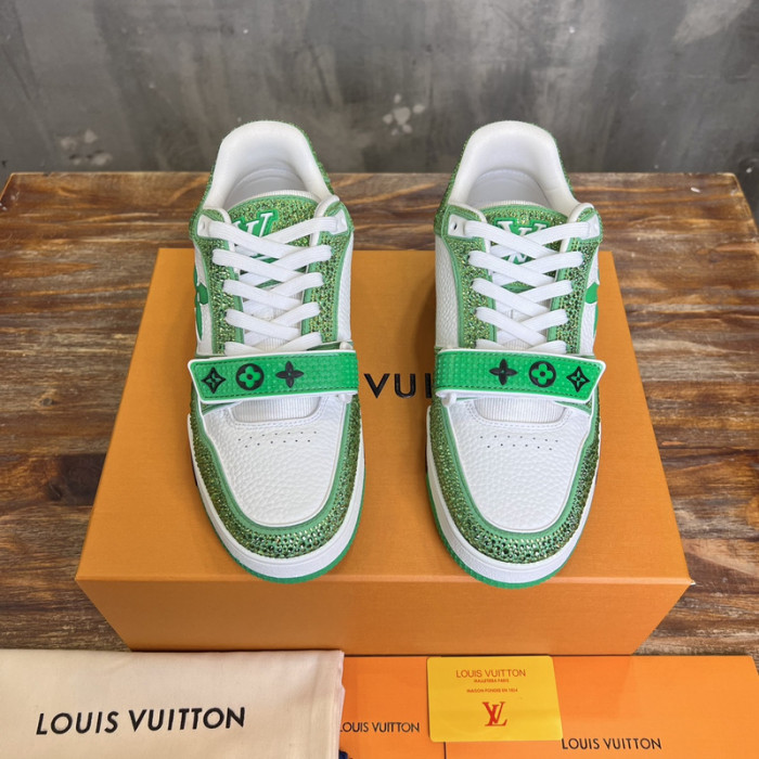1V SNEAKERS 1V0425-224