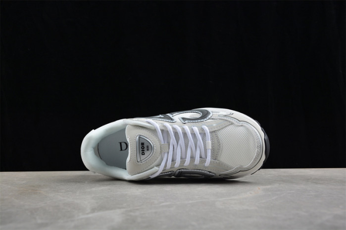 D10R B30 SNEAKERS B3102