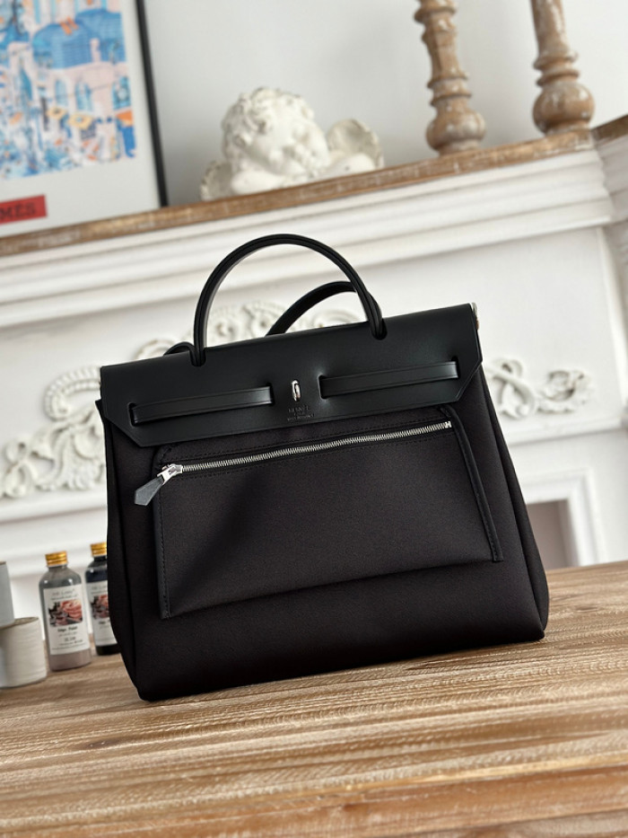 Her*mes bag B0113-196