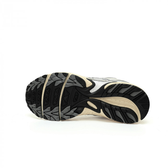 As*ic*s 1203a497-200