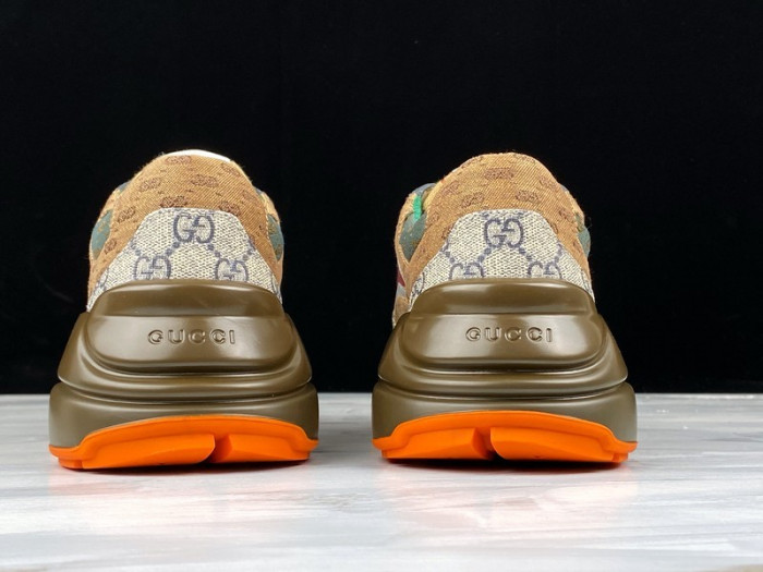 G*u*i rhyton vintage trainer sneaker 620185 99wg0 6060
