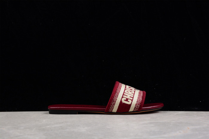 DIOR SLIPPERS