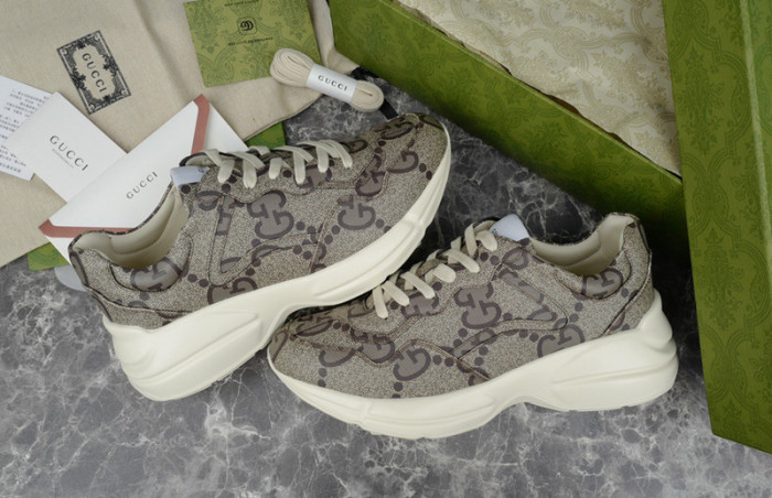 G*u*i trainer sneaker gu009