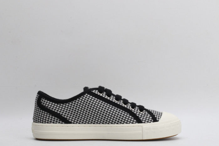 fd low top sneakers fd220-008
