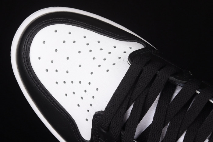 air jordan 1 retro black white (2014) 555088-010