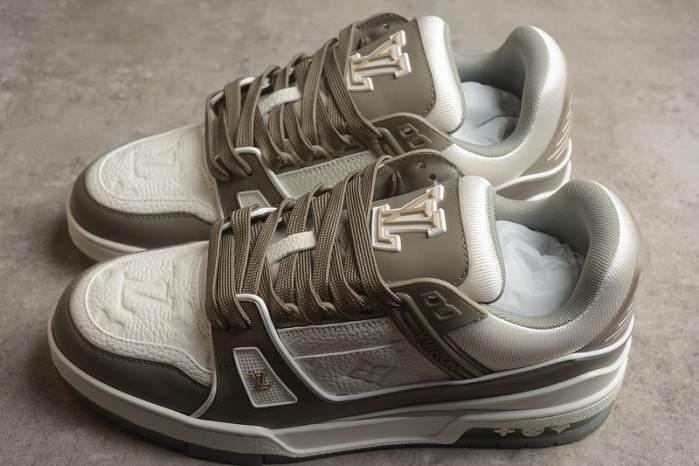 1v sneakers 1v0425-006